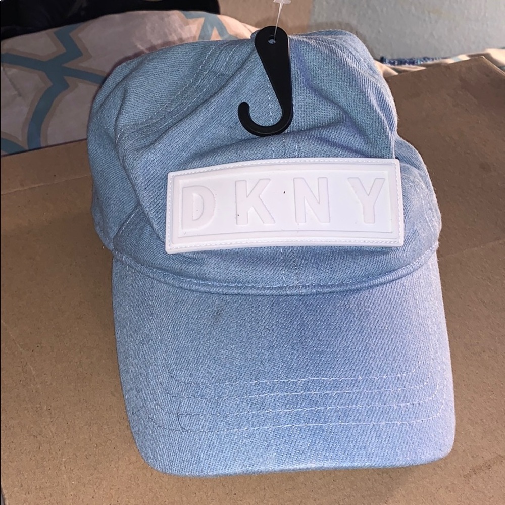 DKNY HAT LIGHT JEAN